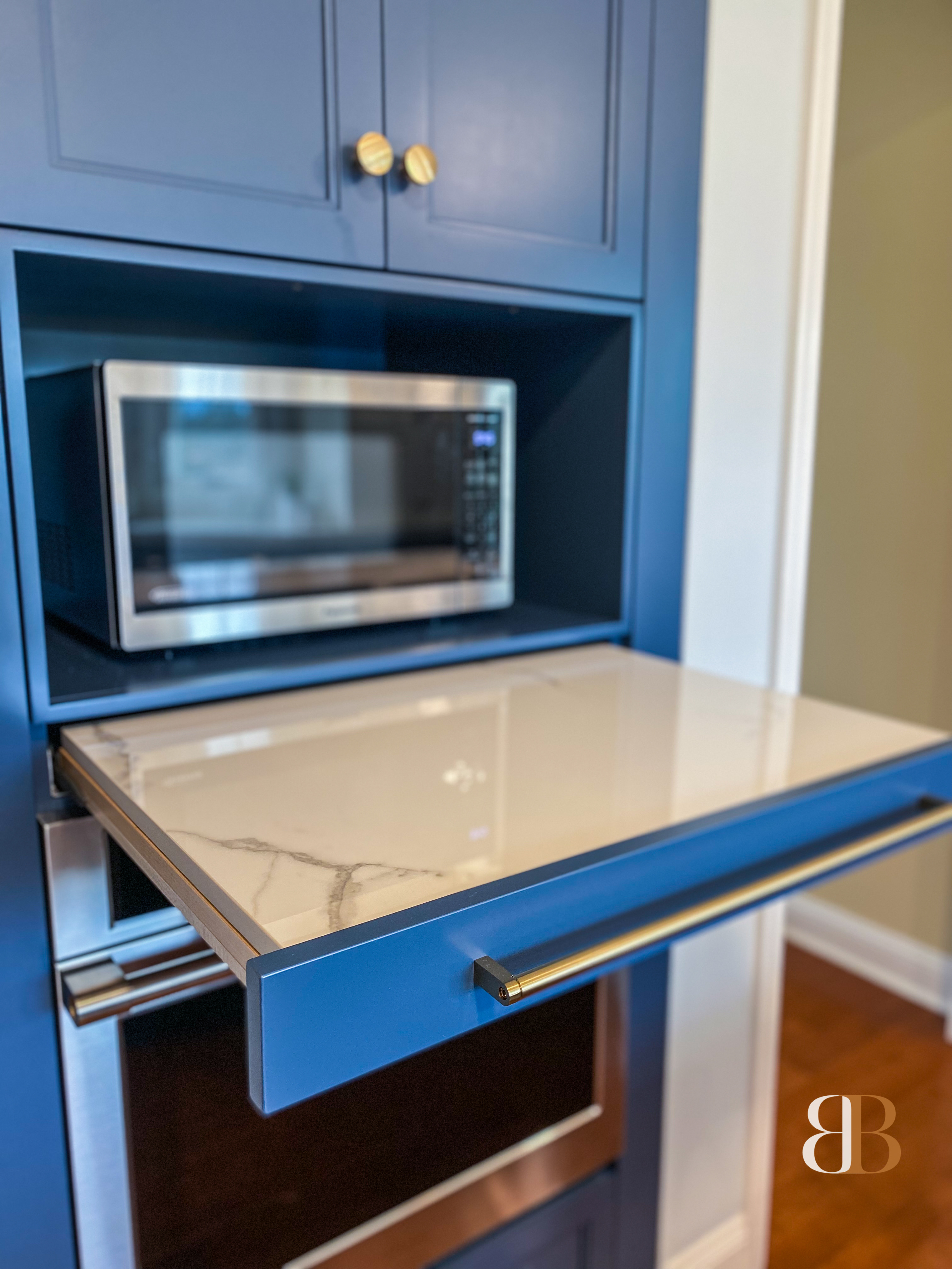 Contemporary kitchen remodel in Villanova by B&B Associates Creations — photo 3